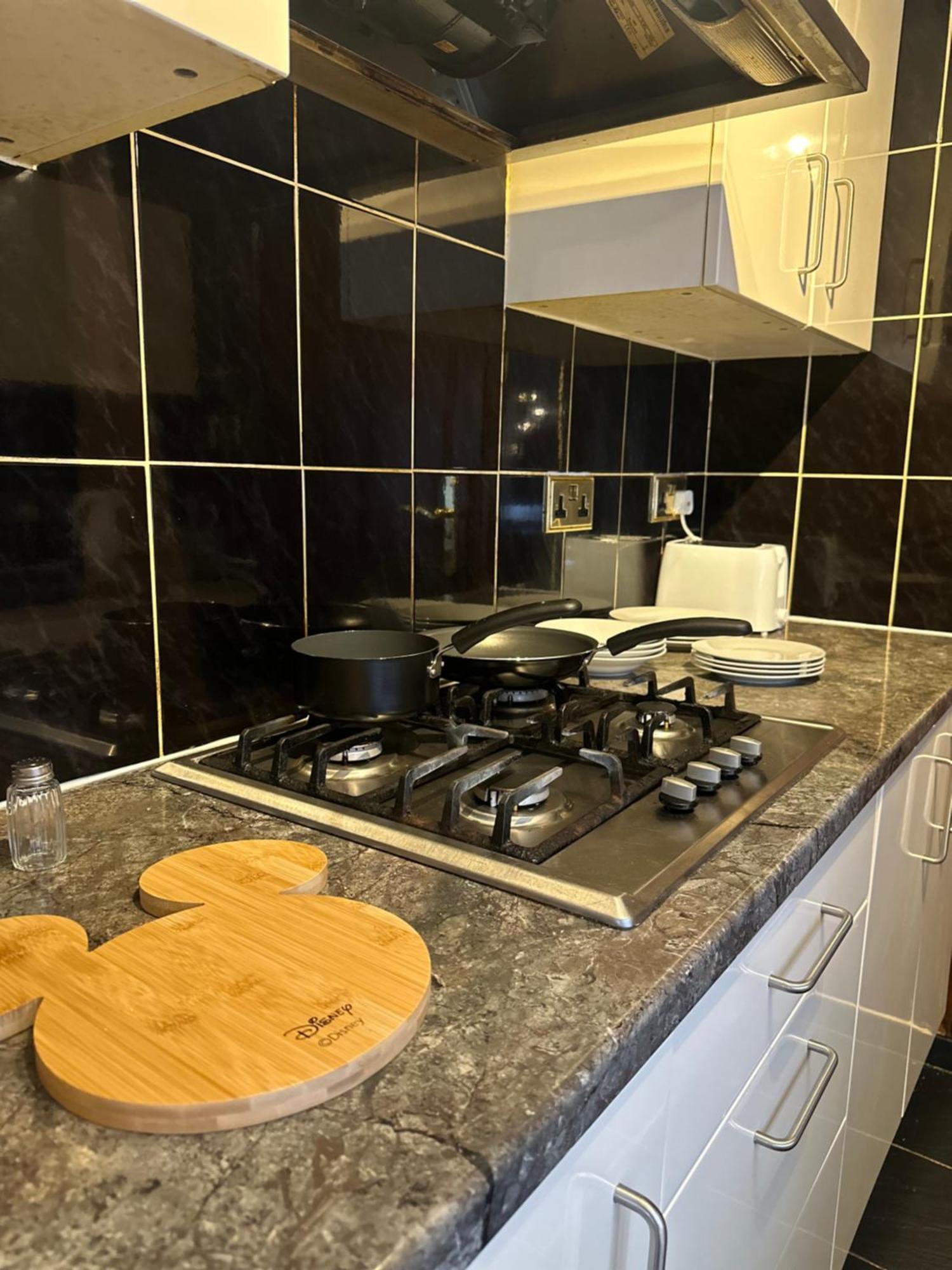 Leavesden Residence - Central - Cosy - Harry Potter Watford  Dış mekan fotoğraf